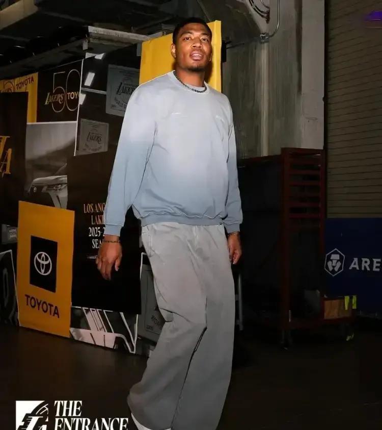 湖人外线炮台塌了！
 
八村垒小腿一级拉伤，核磁结果出来，十天起步。雷迪克头都大