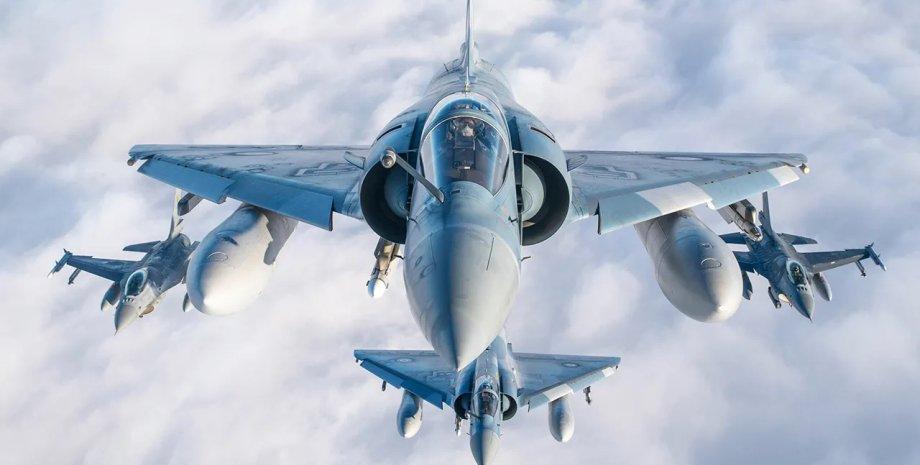 对于乌克兰空军幻影-2000战斗机的击落位置，俄罗斯空天军战斗机，怎么跑乌克兰西