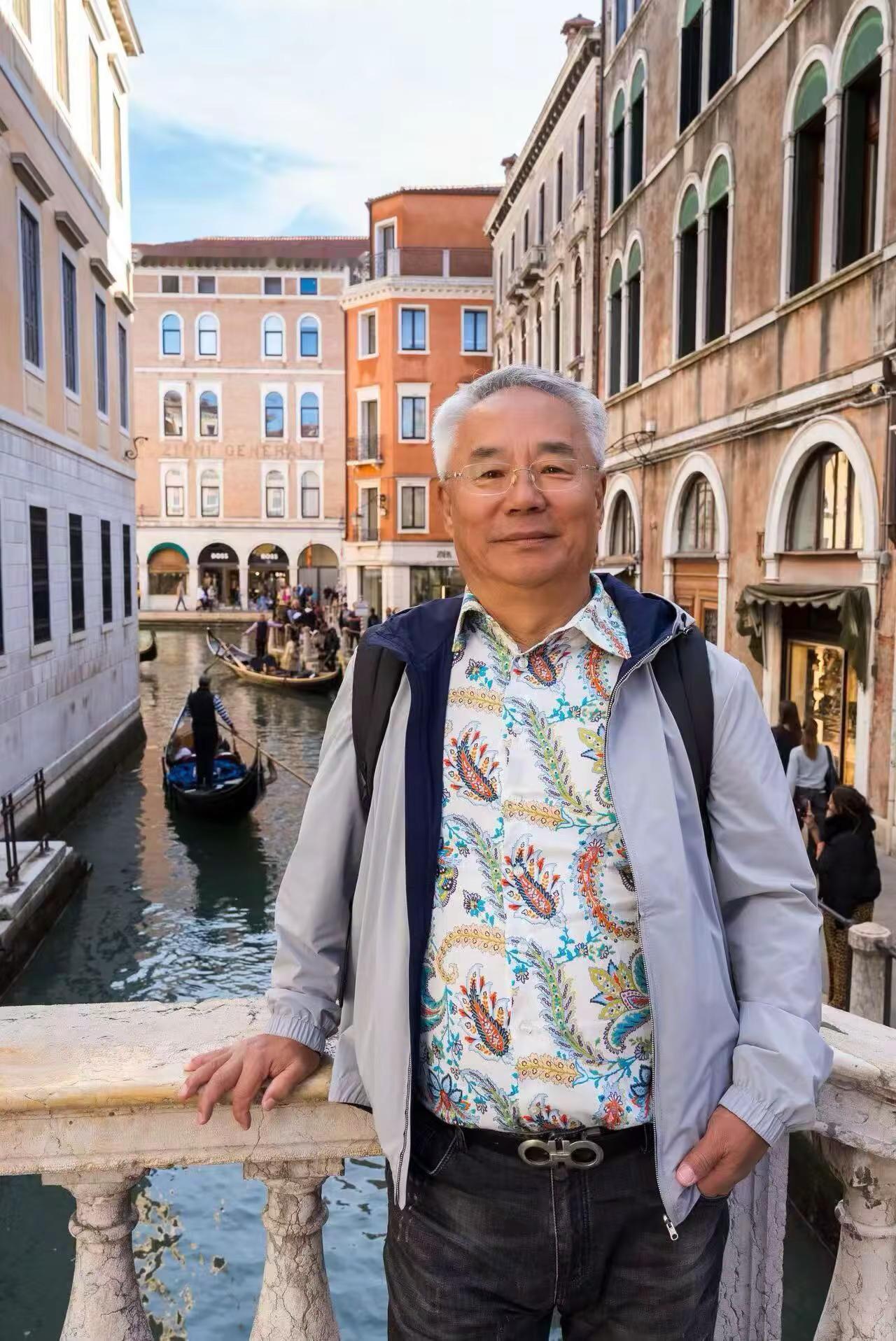 在人生变老的路上，该如何善待自己。把“老去”当成一种从向外求索转向向内修行的自由