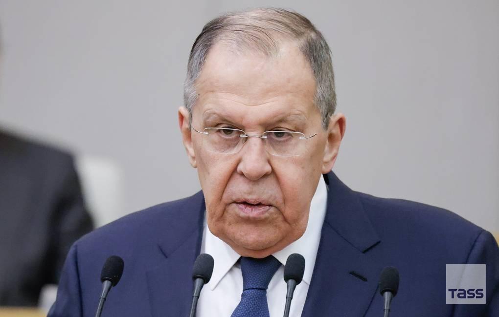 新闻快讯——拉夫罗夫表示，金砖国家从不针对任何一方，但拒绝任由西方随心所欲。这位