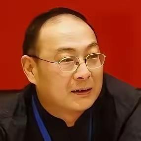 金灿荣说了一句特别清醒、也特别残酷的大实话：中国想要实现民族复兴，人口体量绝对不