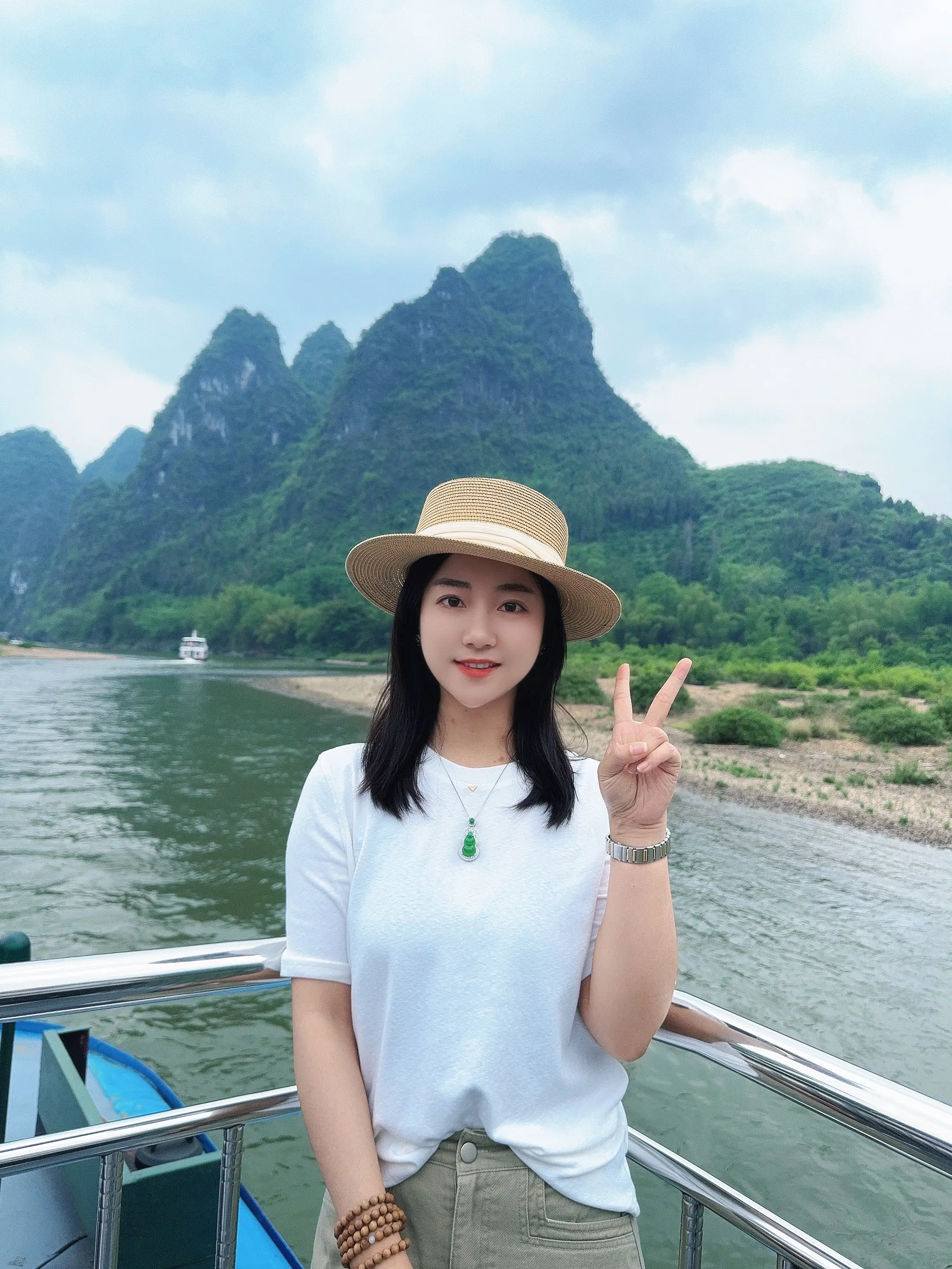 爱是下意识的惦记和心疼、唯独不是那句我对你已经够好了旺夫女人