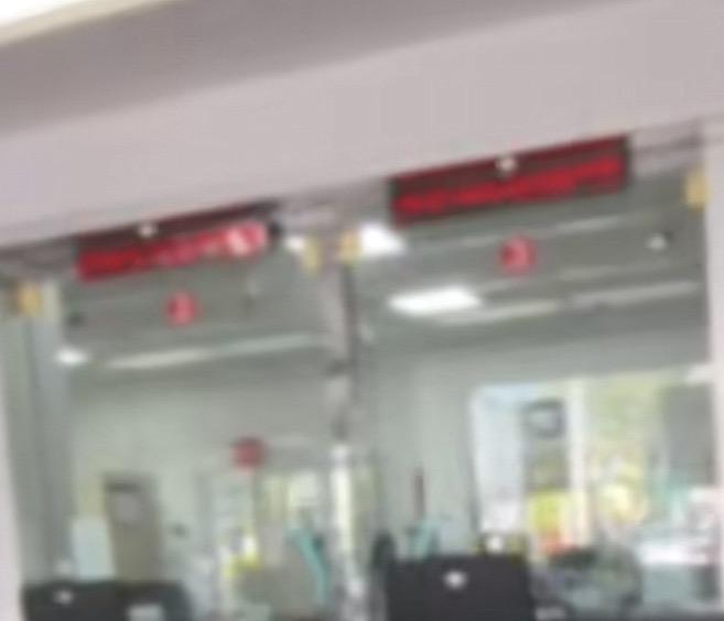 父亲已经去世12年了，银行这边突然来催债，而更让人感觉到不可思议的是，家属要求查