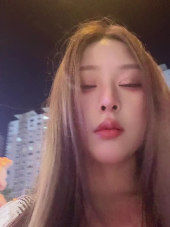 好女人得到名声  坏女人得到一切