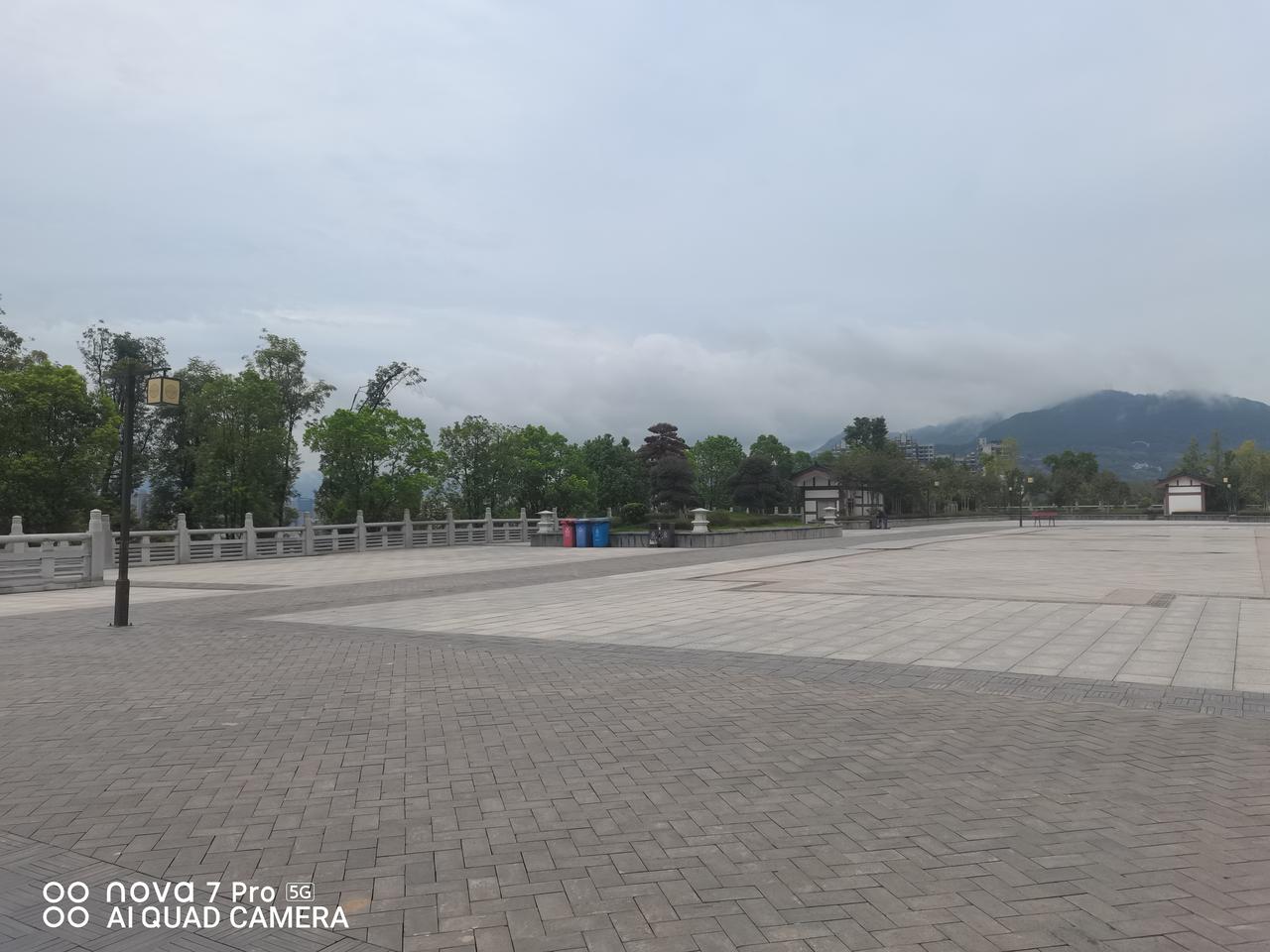 分享城市新鲜事临江公园城市新鲜见闻 城市人文记录