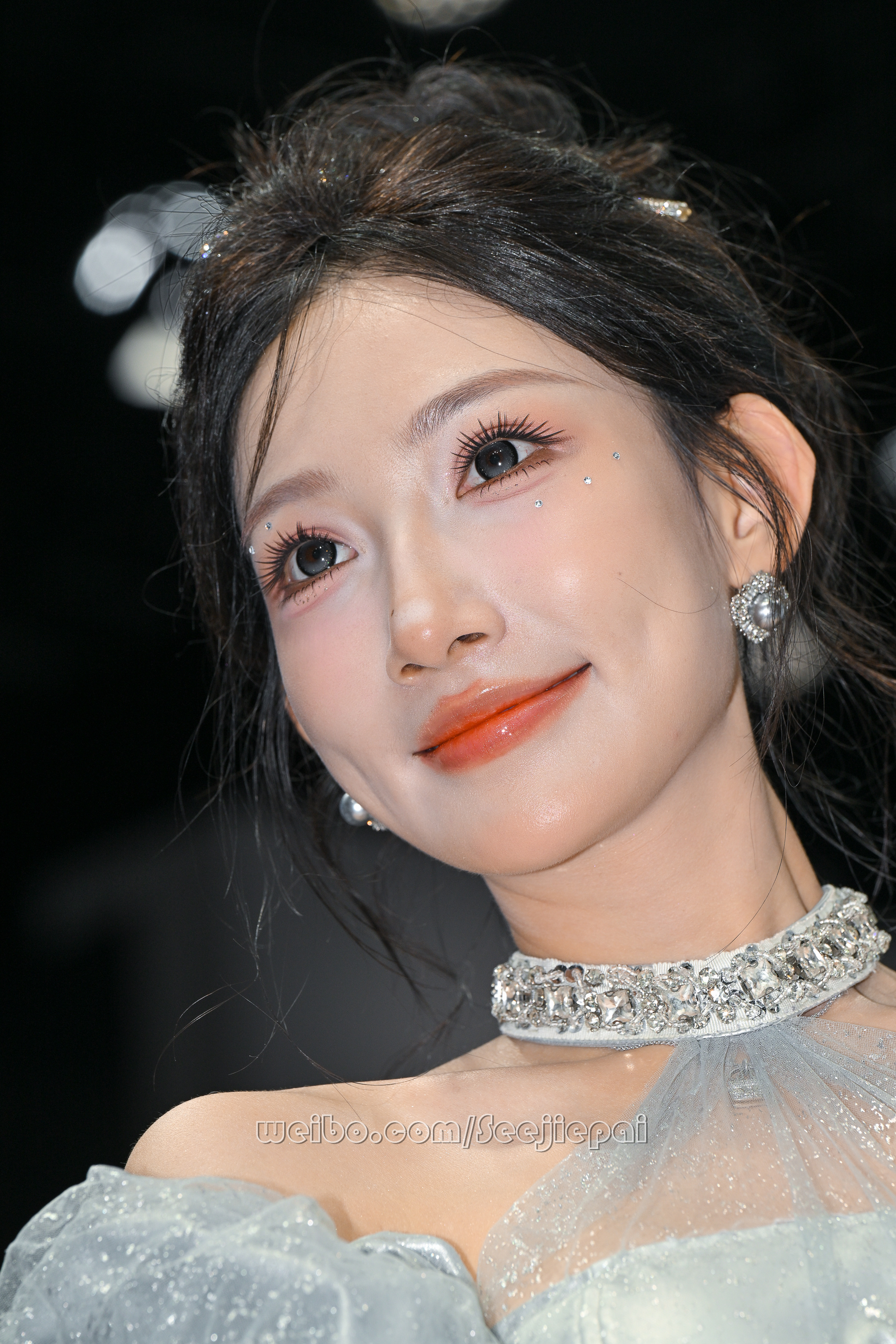 靓丽女神~~ 