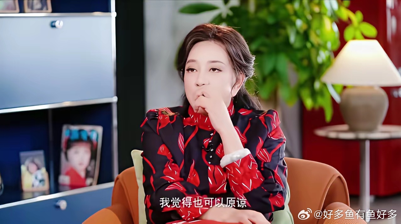 刘晓庆说，她能理解男人在女性怀孕期间出轨！不愧是庆奶！最近刘晓庆和储殷教授、李银