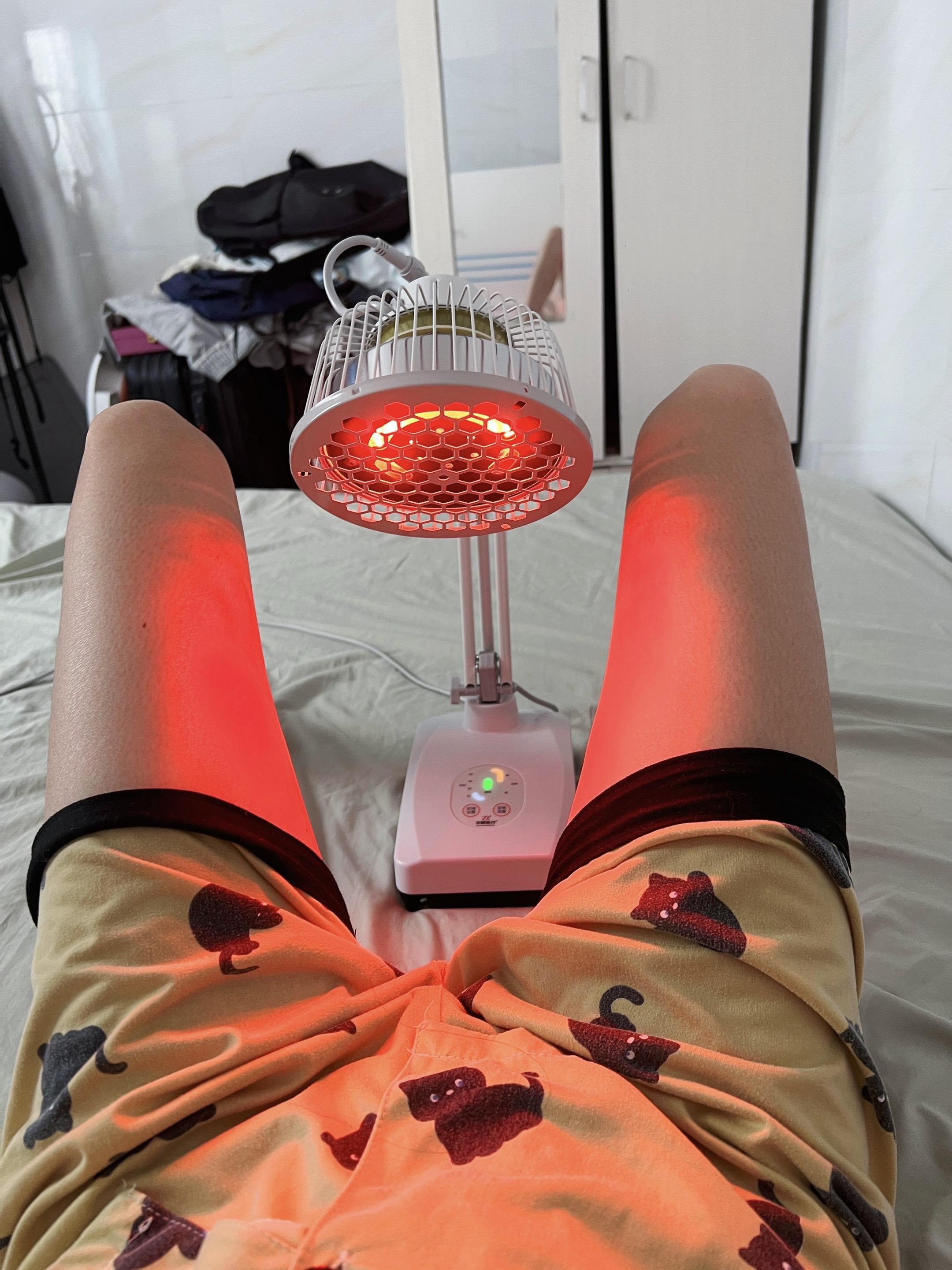 跟风买的烤灯，结果真把自己多年的宫寒痛经给改善了，听说备孕、炎症也能用...