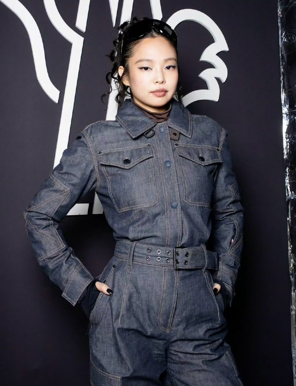 Jennie 状态真够差的，太丑了！