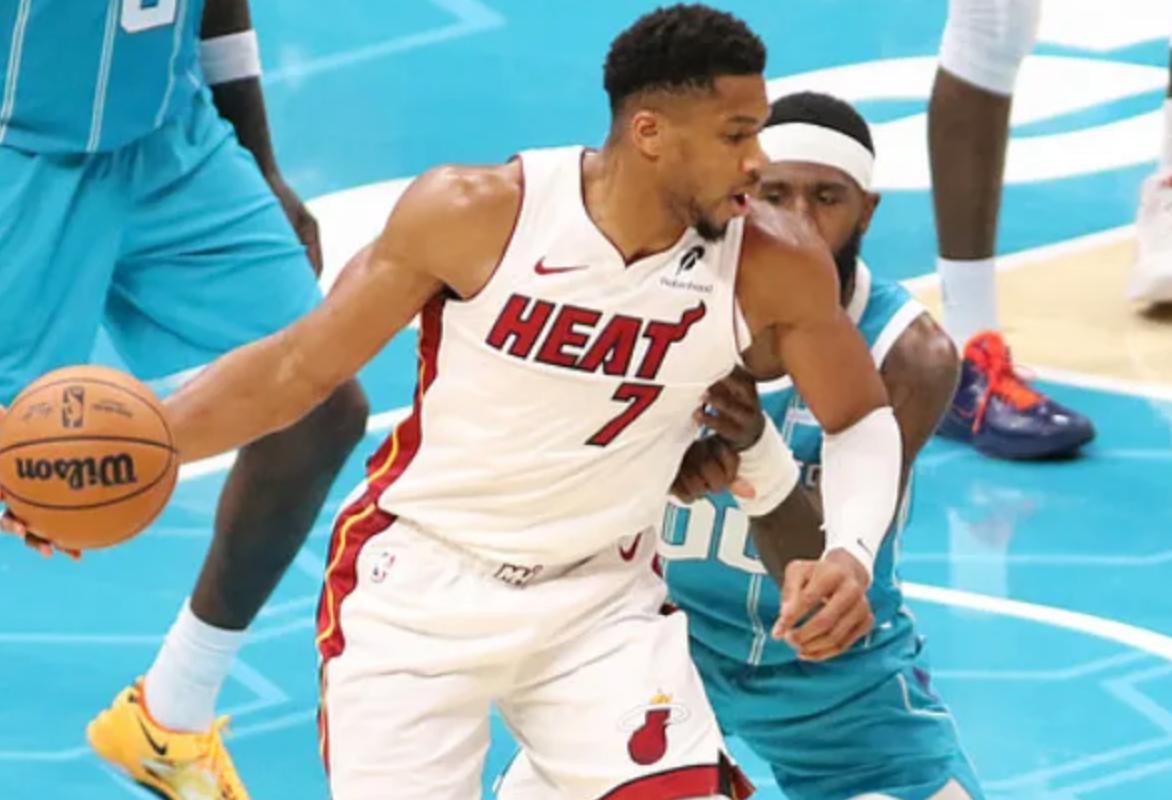 NBA今夏交易最大的『怨种』要出现了，热火重金砸下签约字母哥，结果开局球队三连败
