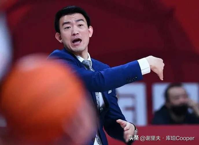 王博太狡猾，杜锋中计了，一次五上五下第二阵容，23分给追到11分，硬是没调整。迷