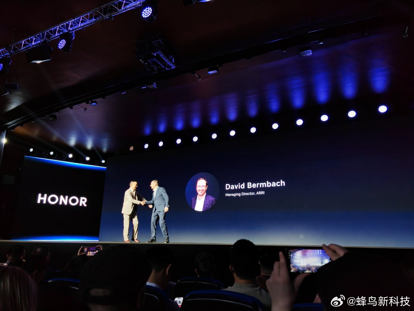 万万没想到，荣耀与ARRI也有合作mwc2026