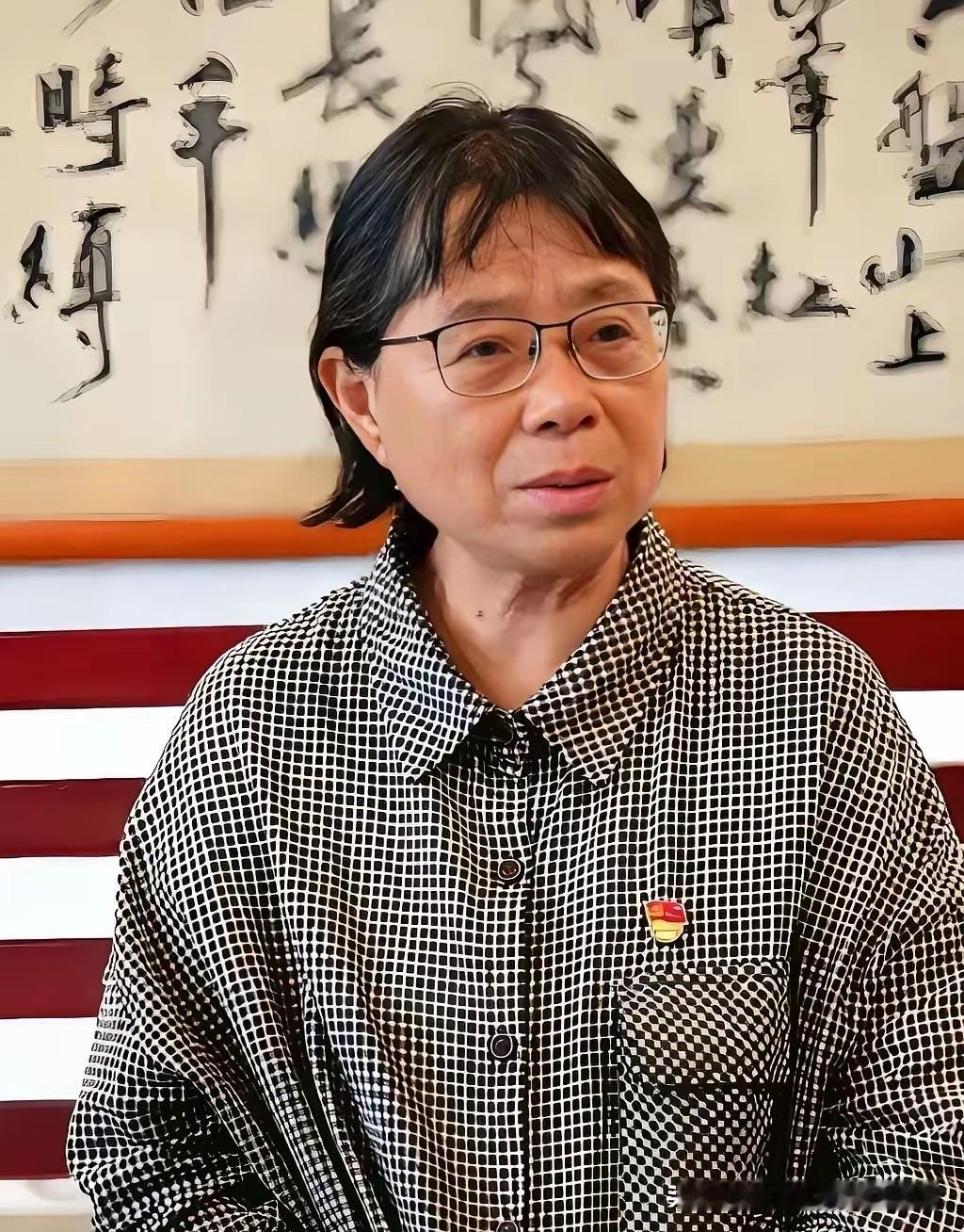 张桂梅终于能喘口气了。
​​华坪女高的新教学楼落成交付，她把日常管理的担子，交到