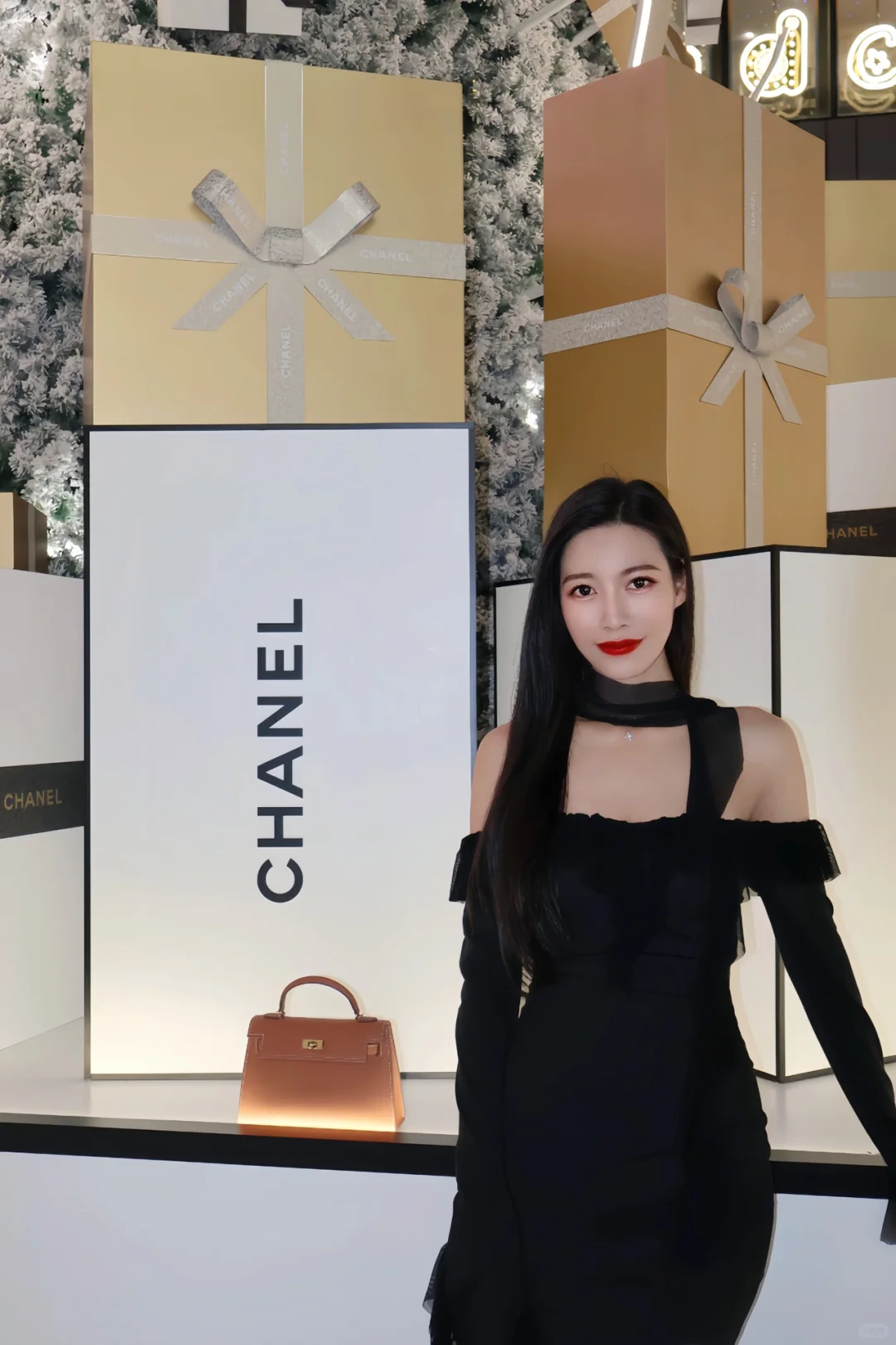 万象天地CHANEL圣诞树🎄