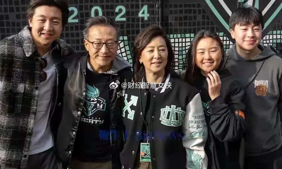 顶级富豪离婚又多一例，这次是蔡崇信。作为阿里巴巴集团仅次于马云的二号人物，蔡崇信