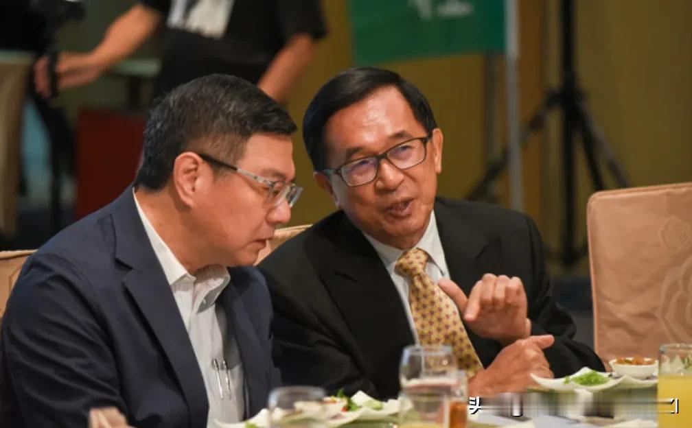 陈水扁:卓荣泰太让我寒心了。

1月5日，陈水扁针对他的新节目《领导人镜来讲》遭