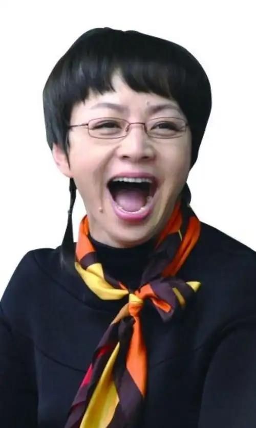 杨紫凭《生命树》斩获白玉兰最佳女主角的消息刷屏时，宋丹丹近二十年前的一句评价被网