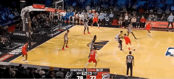 文班亚马太恐怖了！切特单打文班亚马欲跳投，文班亚马劈头盖脸大帽扇飞…… 