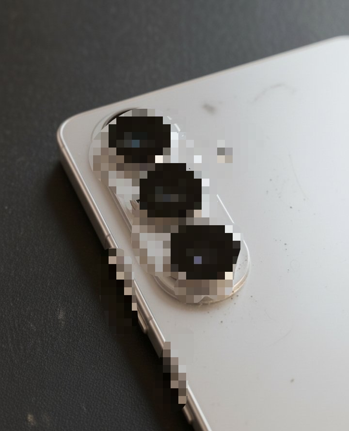 保护一下作者的隐私权我给模糊一下测试样机 Galaxy S26 Plus 暖白色