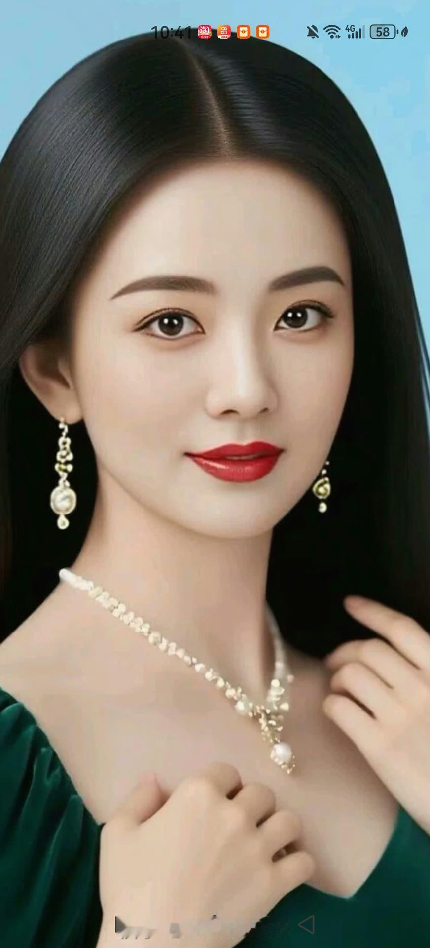 优雅红唇，珍珠项链，尽显高贵气质