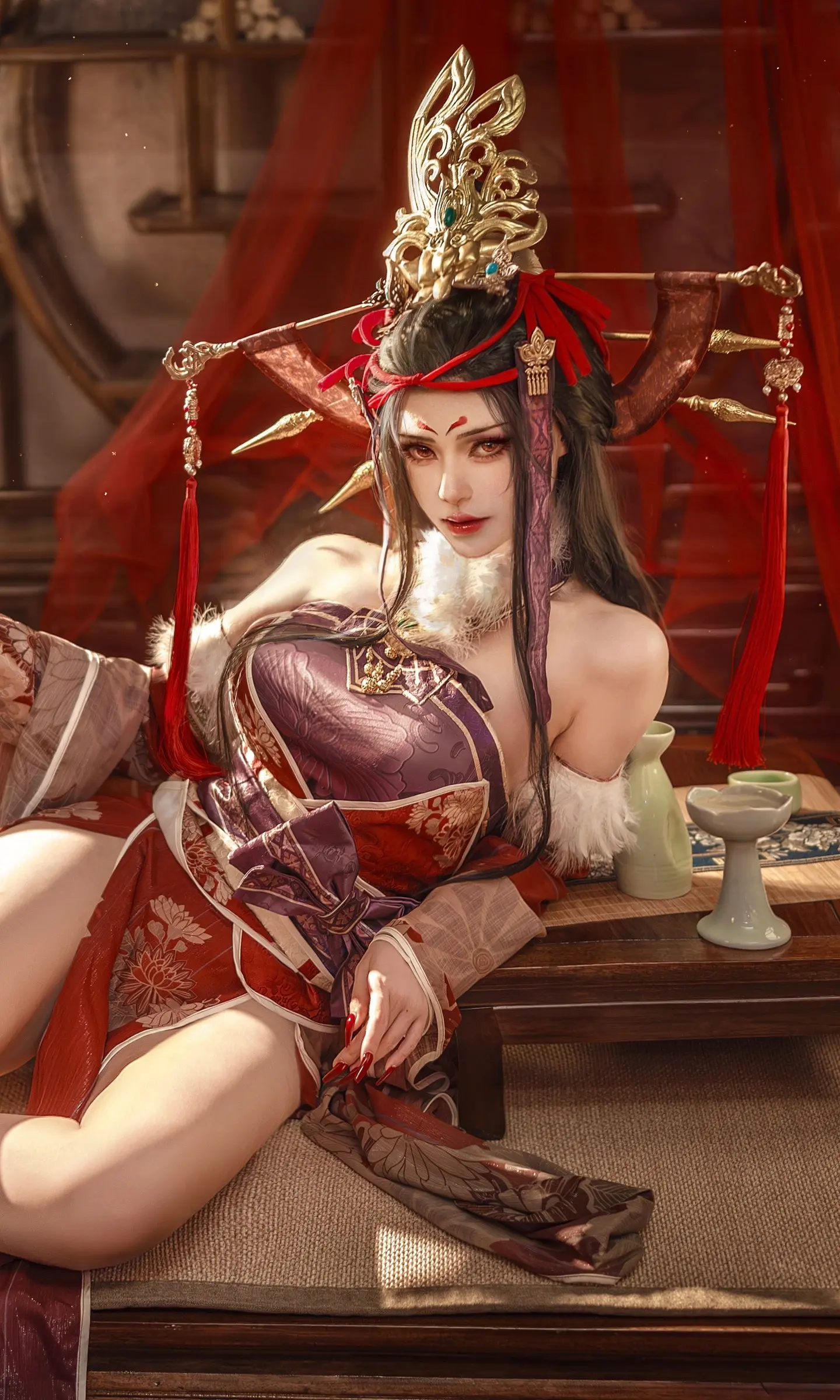 横图请右滑 > 在朝为岐王，在野为女帝。