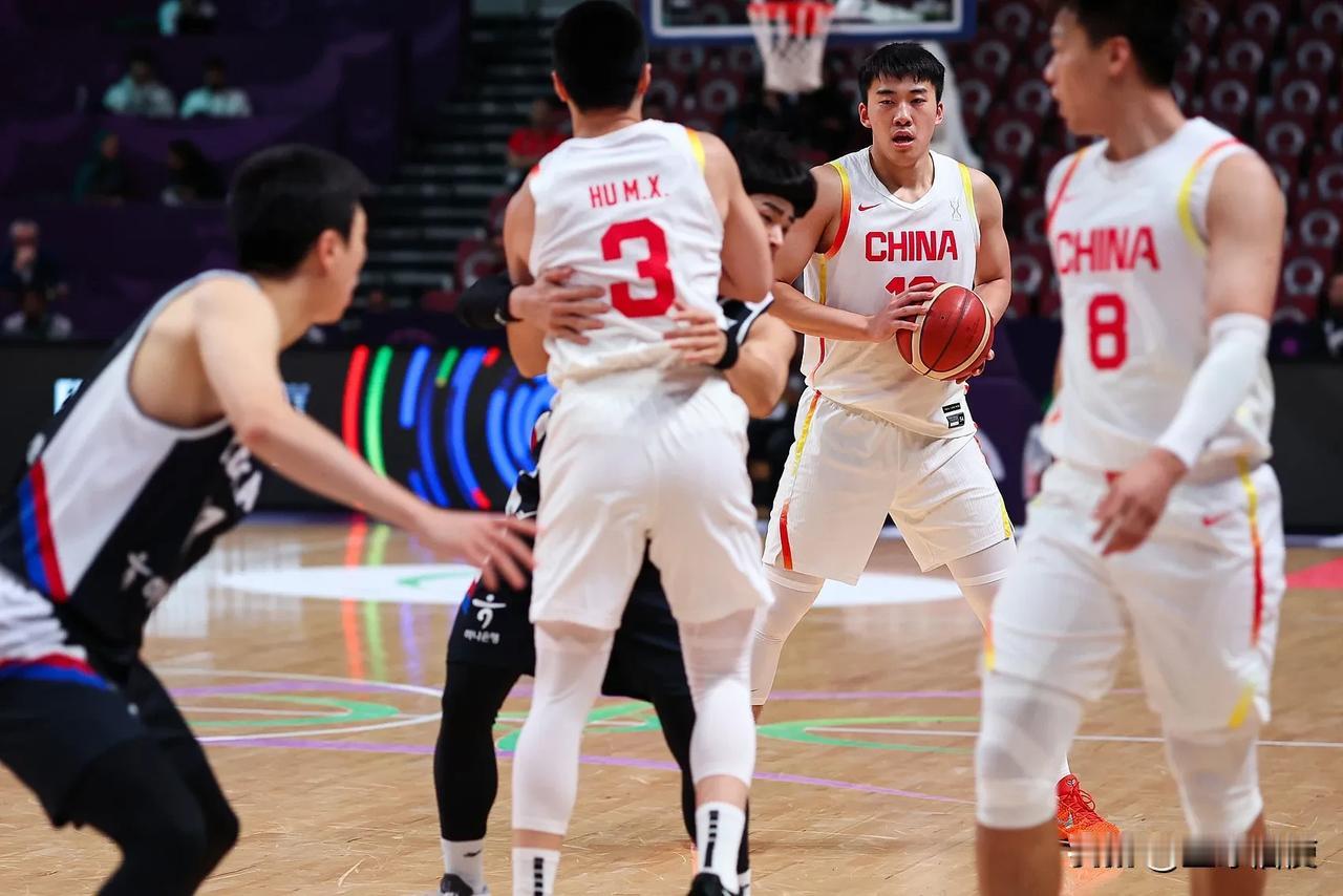 再好也进不了NBA，努力做中国的斯科拉  


亚洲杯场均狂砍14分，国际篮联赛