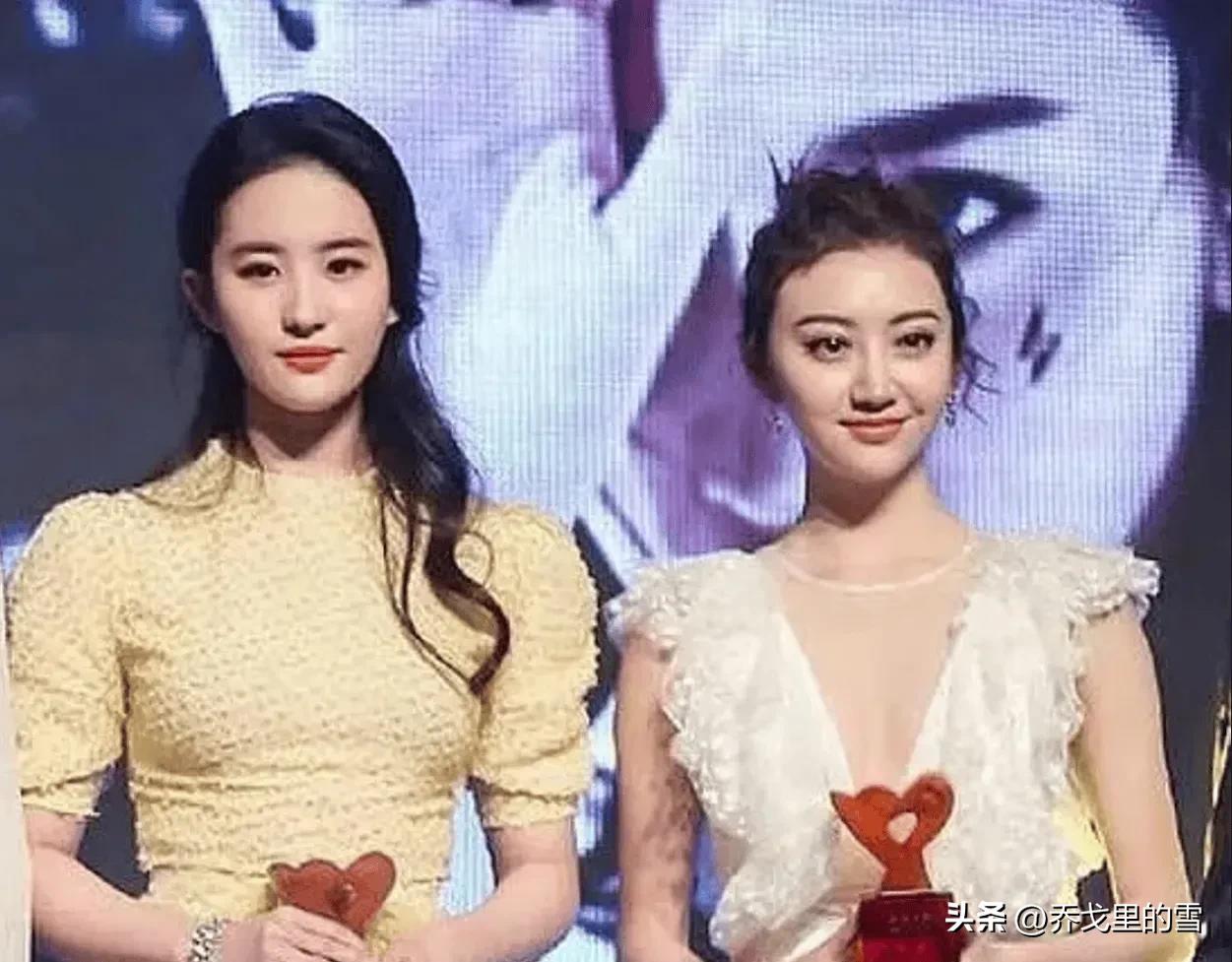 你有5000万$，你选景甜还是刘亦菲？

看看广大网友们的建议：

网友：有菲选