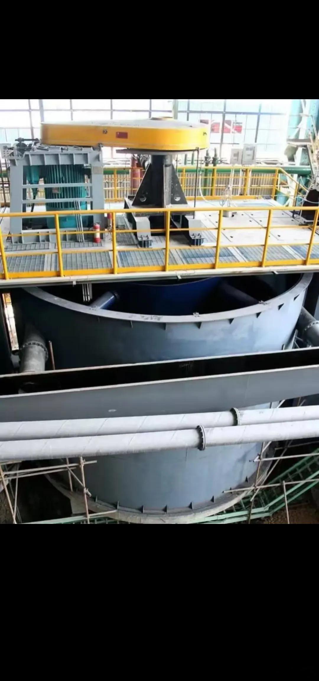 6名大学生在企业参观学习时溺亡特意上网了解了一下，什么叫做悬浮槽？悬浮槽就是一个