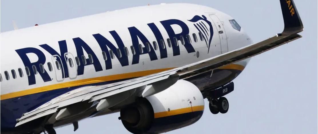 公开对骂后 马斯克暗示要买下瑞安航空
美国科技巨头马斯克在X上发起投票，大有收购