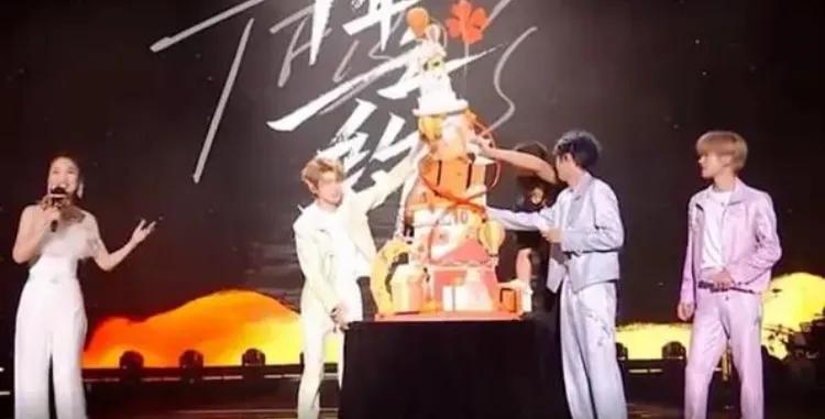 TFBOYS的十周年庆典活动所带来的收益竟然高达2亿！时代峰峻真的是名副其实的赚