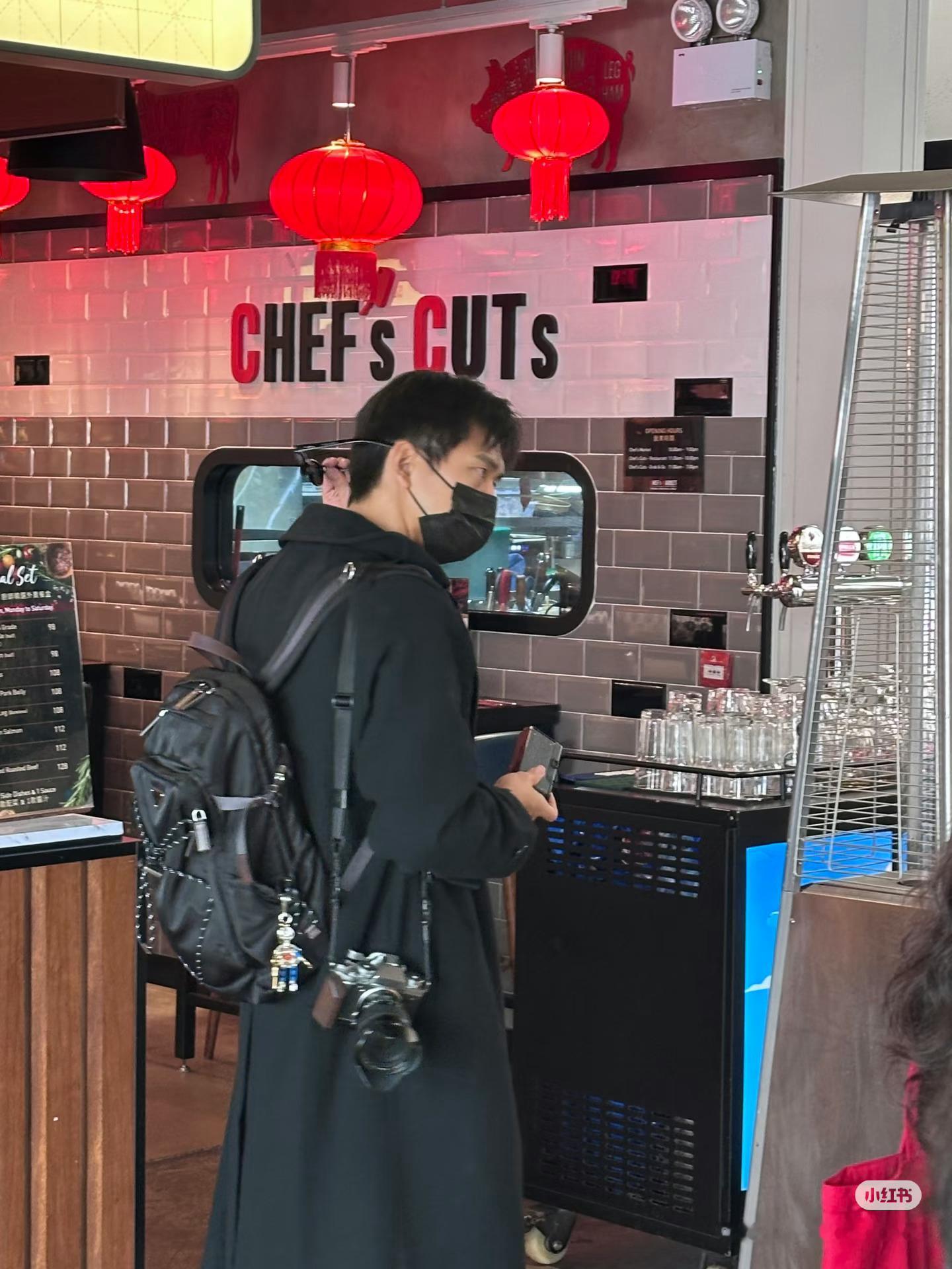 香港中环偶遇李现 摄影师好帅 