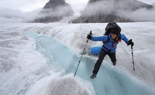 自不量力
非法闯入
再酿悲剧
5个人非法闯入“小鳌太线”，2人不幸离世，1人失足