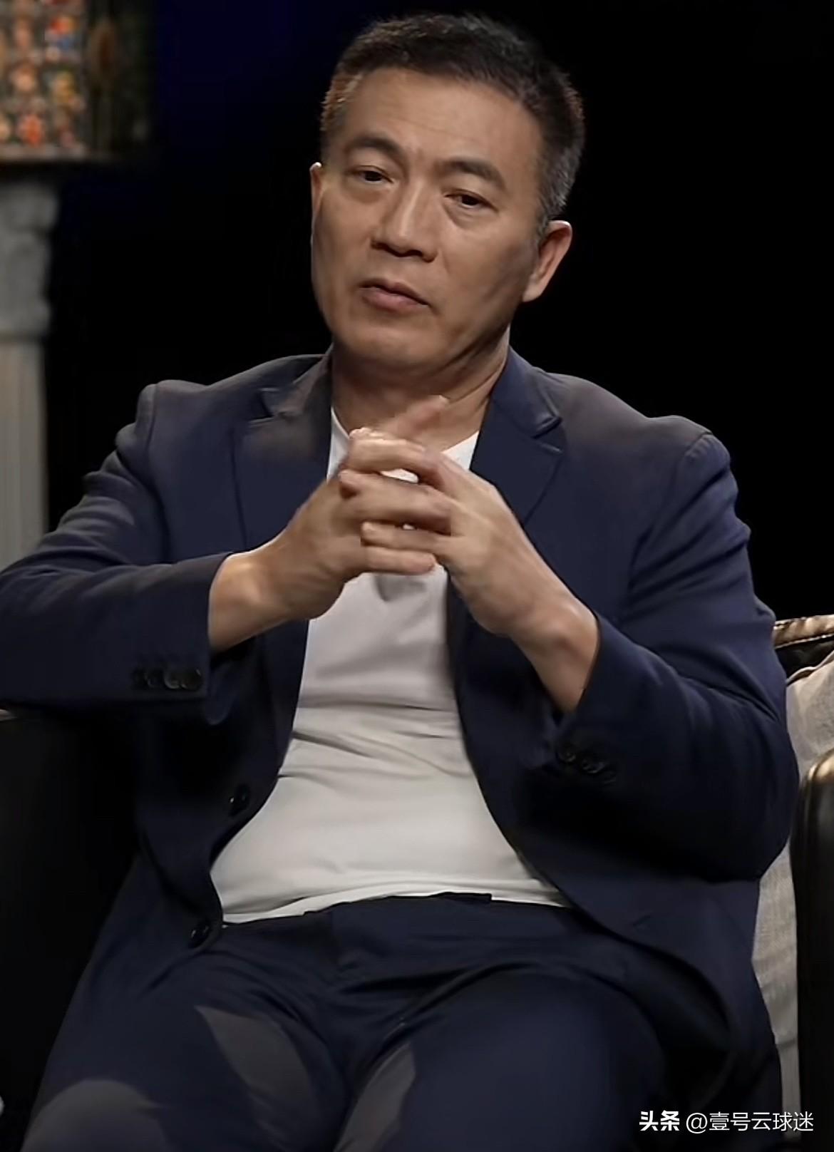 黄健翔在直播间透露自己当初的一个大胆的论断：日本队在三到四届世界杯之内打入四强一