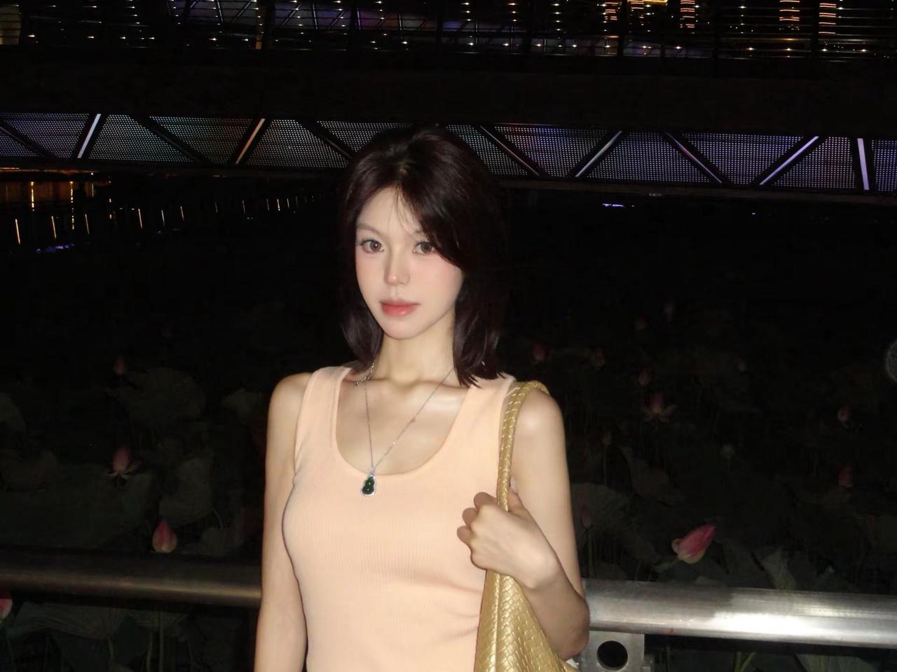 轻舟快船祝你好过春山晚风ootd dou