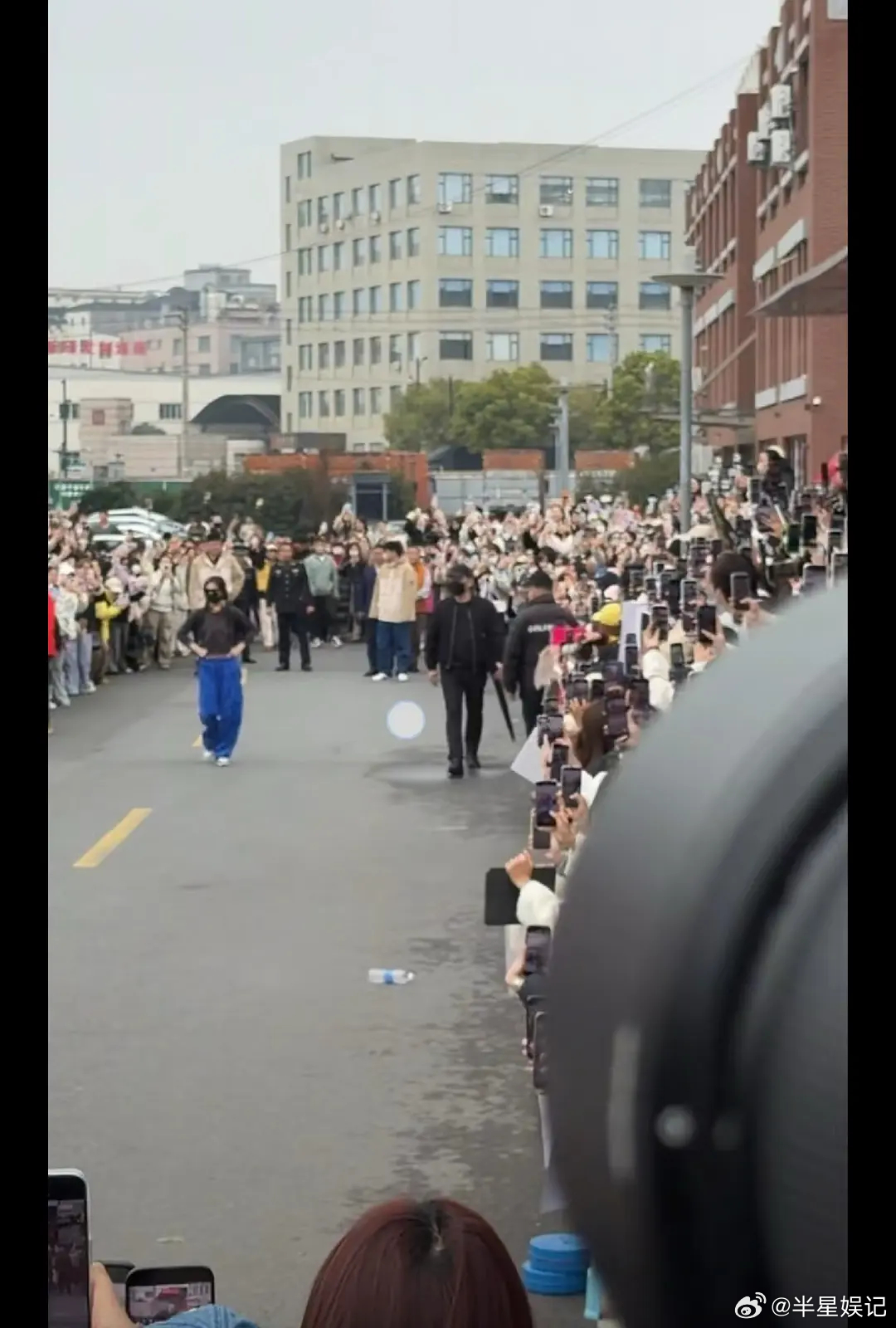 🐟这个线下都有一两千人吧