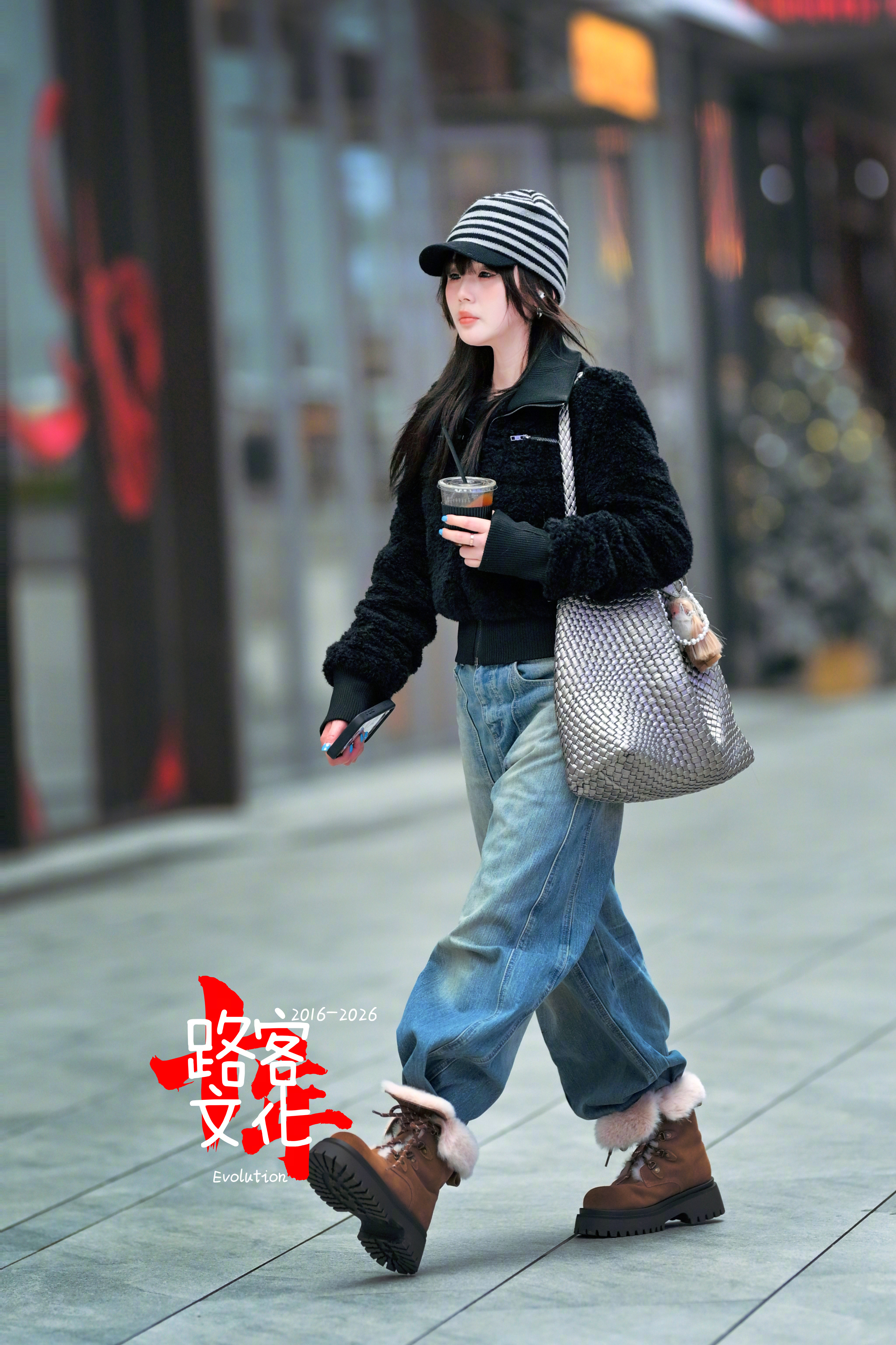 小姐姐有点酷哦！ 