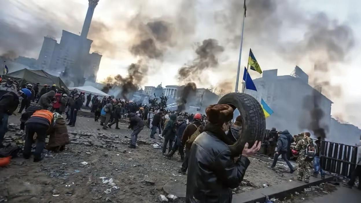 本以为俄乌冲突要见曙光，结果欧洲直接给局势添乱！英法牵头搞“多国部队”，还和乌克