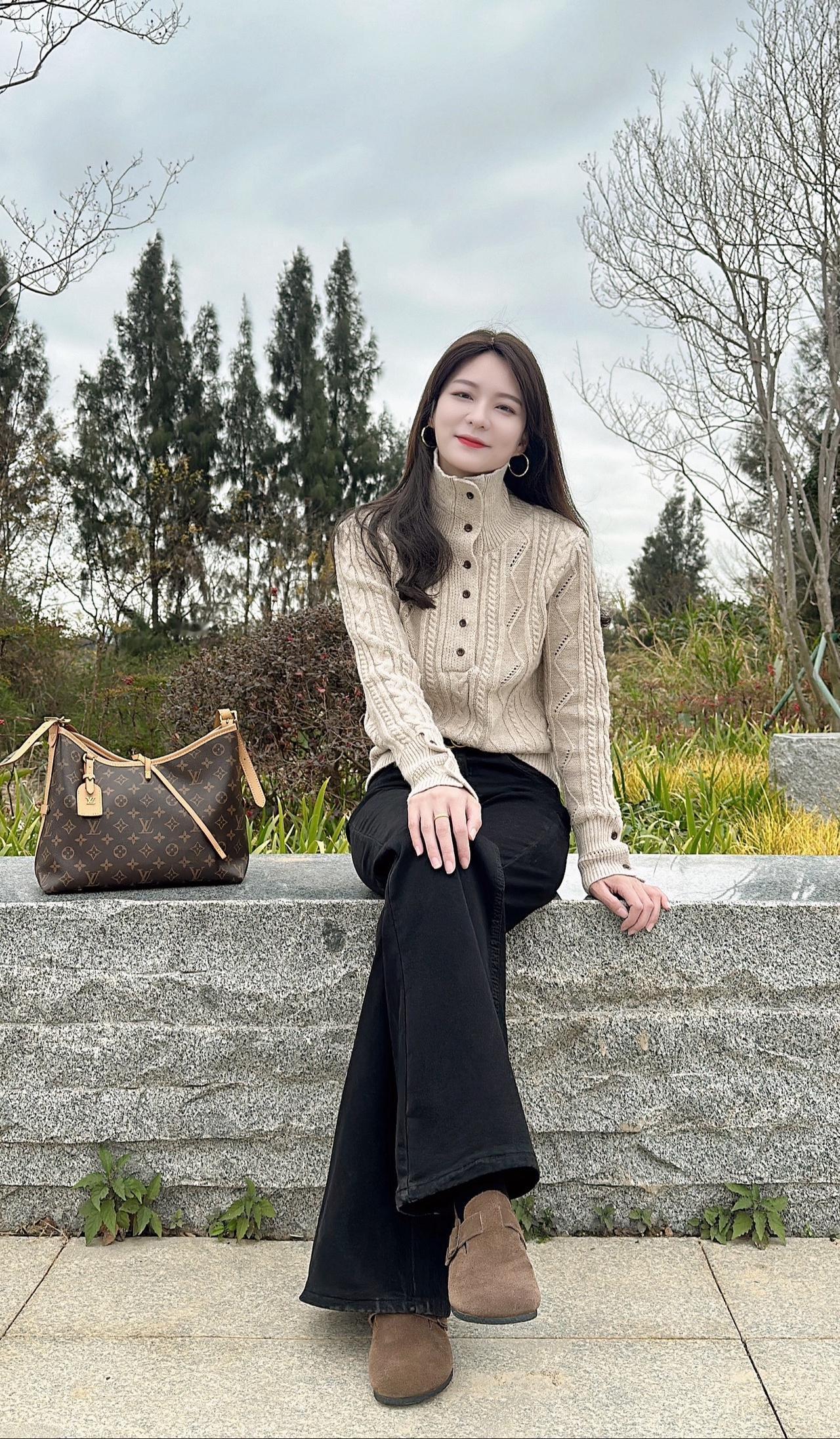 果然人到了一定年纪，就会释怀所有的人和事，因为没有什么是非要不可的了冬季穿搭 针