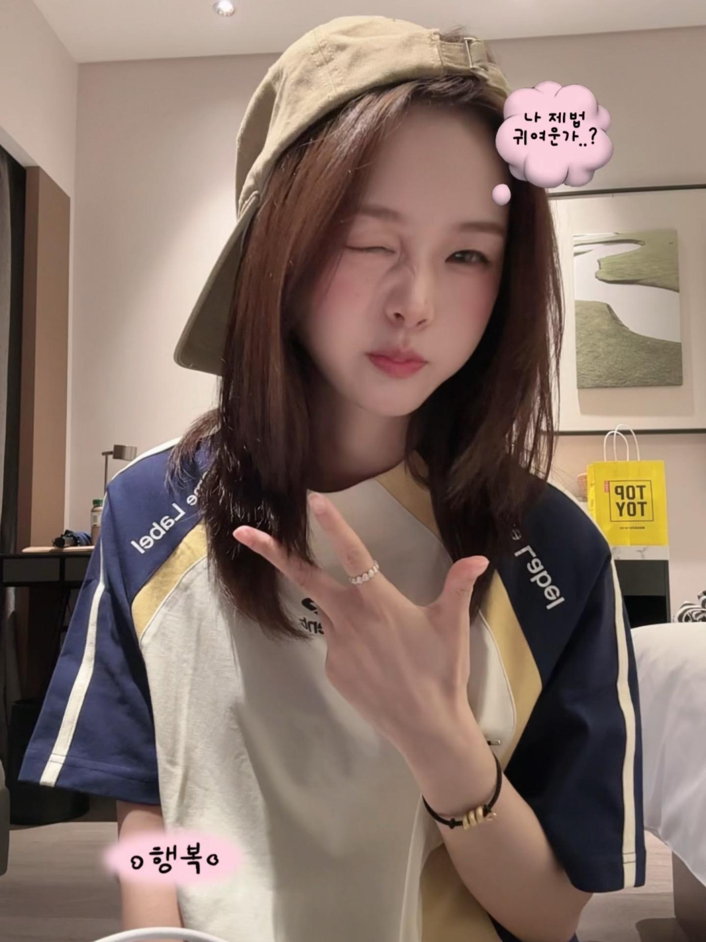 如果帅到你我只能说 sorry.