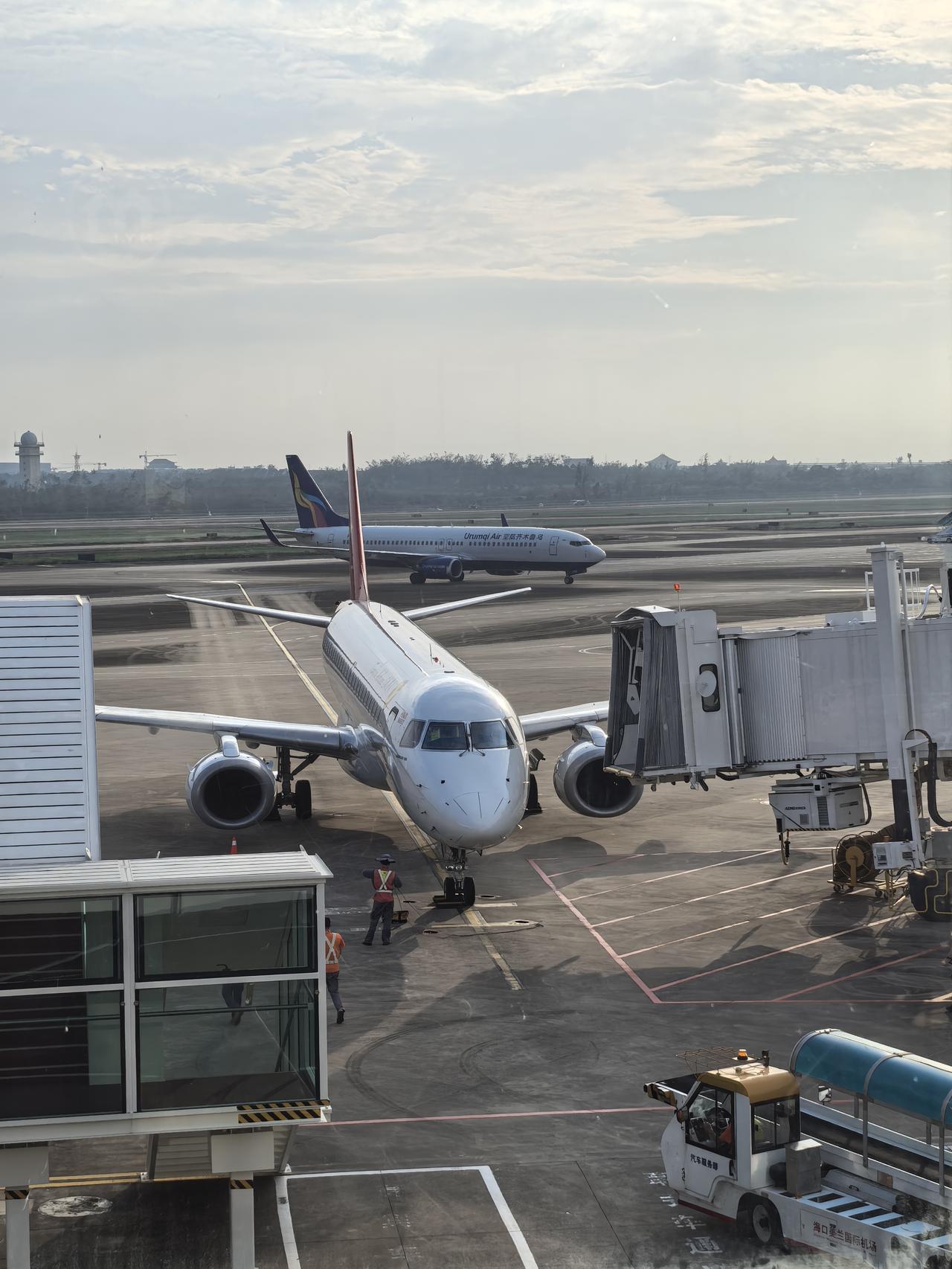 一个星期我和帅哥花了差不多两万。
我们两个人还合适在一起吗？
上个星期和帅哥去拍