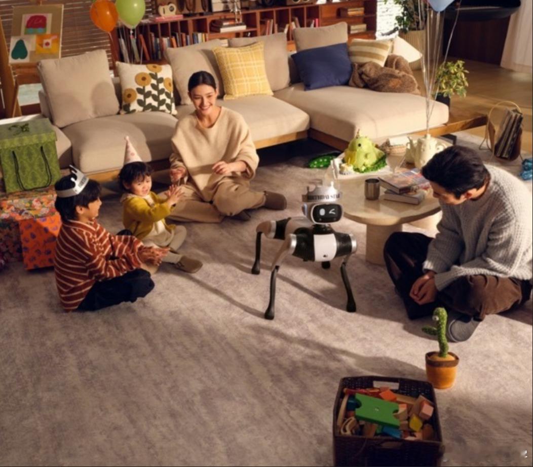 我更喜欢真狗，但 让机器人先走进生活  这句话太tm酷了，这是格局。时代变革始于