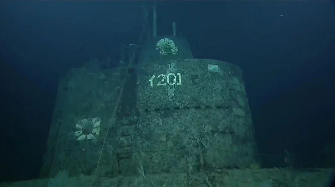 日本海军伊201潜残骸