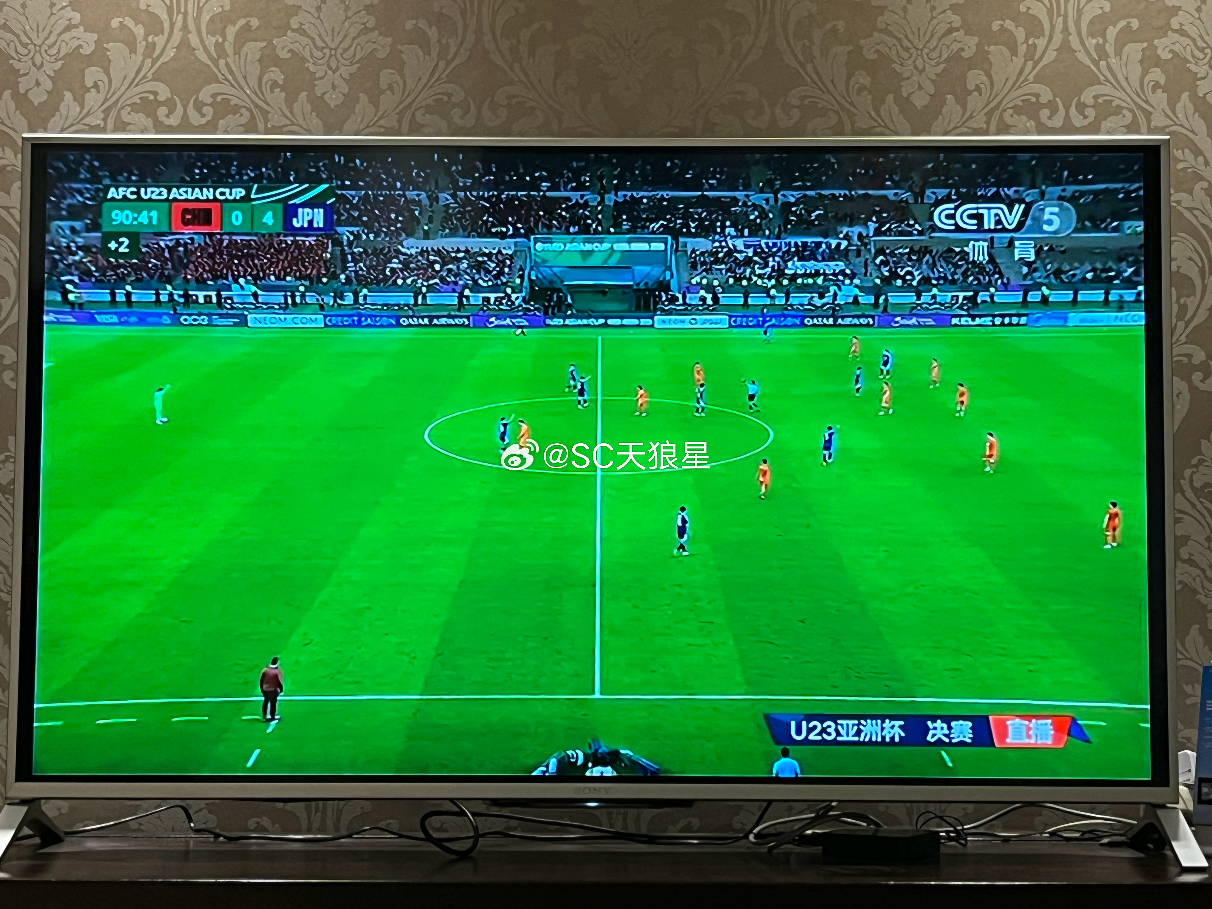 对面四个进球，俩变向，一个自家手球罚点。运气差点，但是实力差距也很明显。还是恭喜