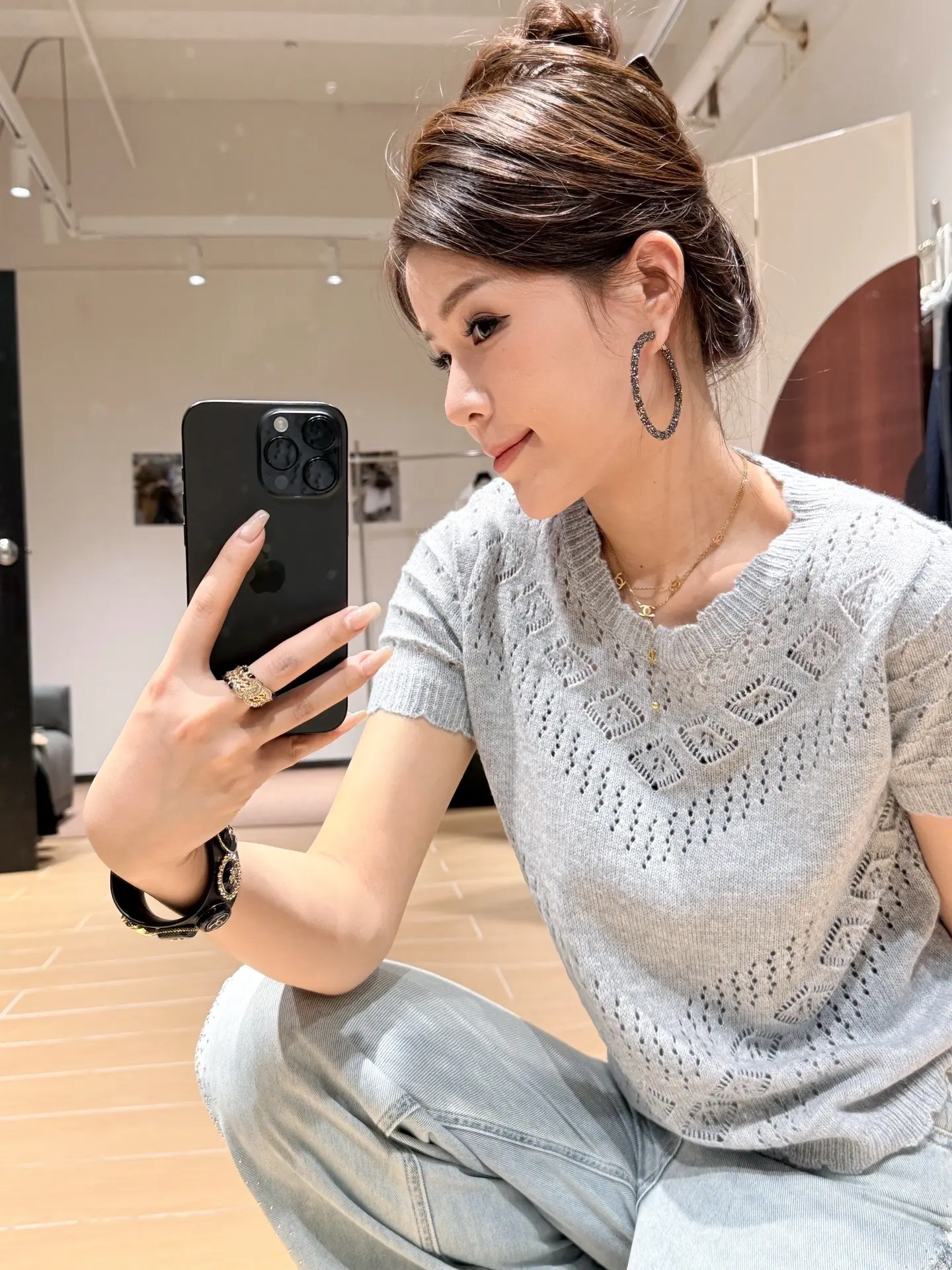 做自带阳光的女子，温暖自己，也照亮他人