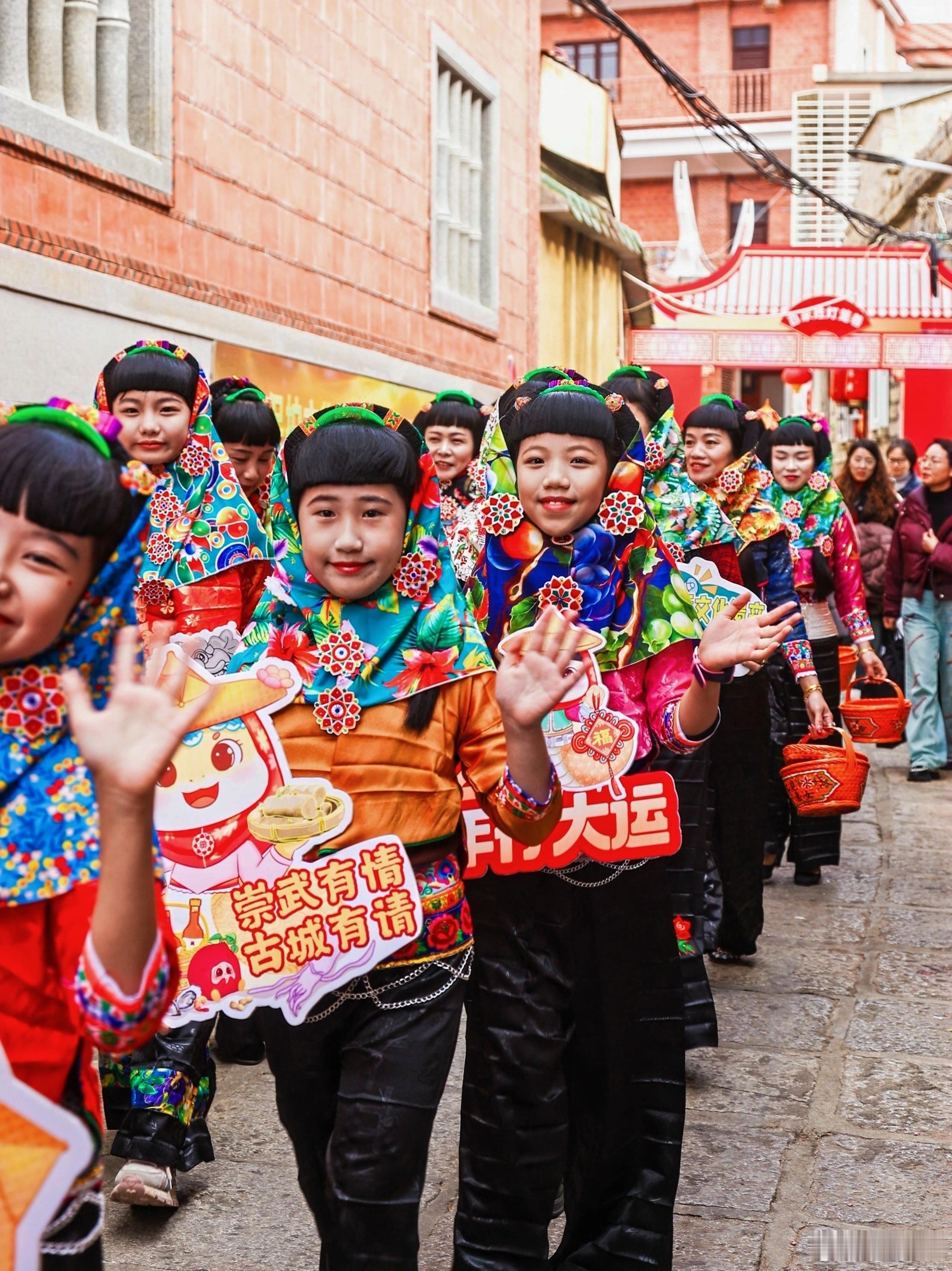 春节在惠安接了个好运 🌟【惠安新年必打卡！】正月初五冲崇武古城，接住泼天好运！