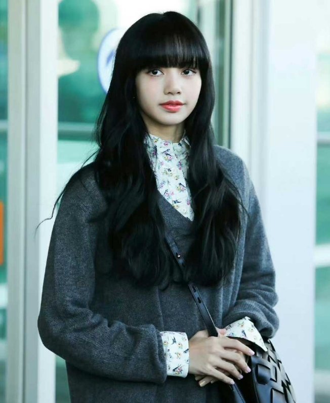 Lisa是怎么想的从人间芭比变成…… ​​​