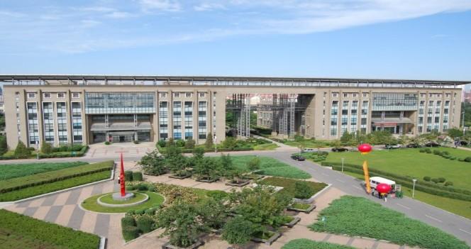 2025年，还有“半所”院校使用专业级差，实行3-2-1。
近些年来，安排专业时