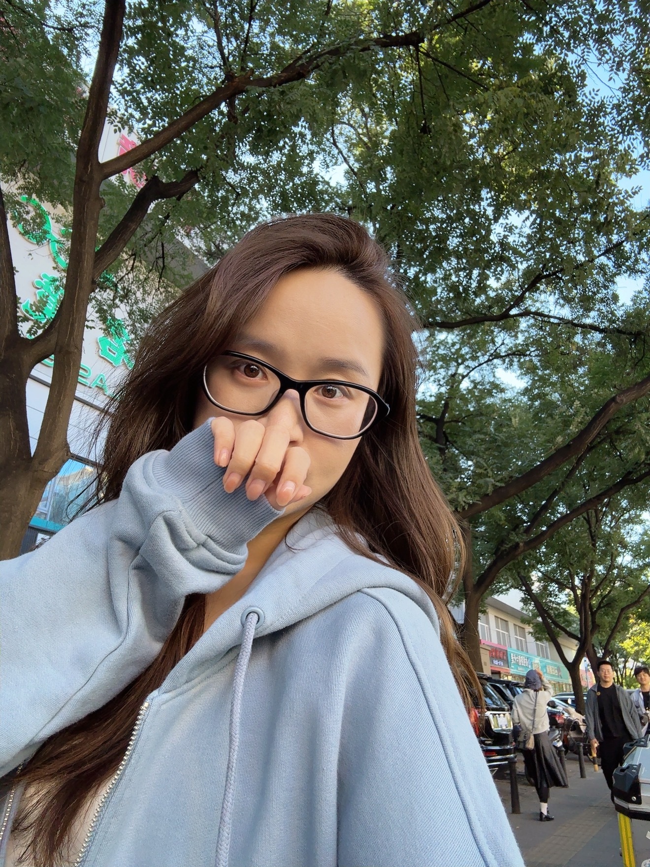 非常的喜欢我的新眼镜 🩵💙 呜呼 我爱蓝色 ​​​