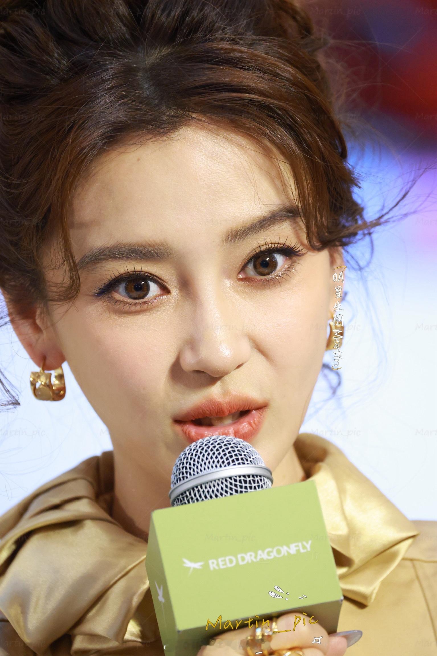 angelababy[超话] 红蜻蜓三十周年活动Angelababy生图啊不是b