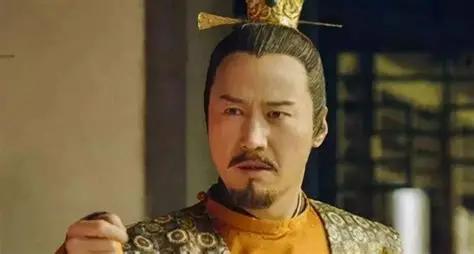 安禄山造反后，唐玄宗将在长安的安禄山长子安庆宗斩首。安禄山大怒，在攻占长安后，把
